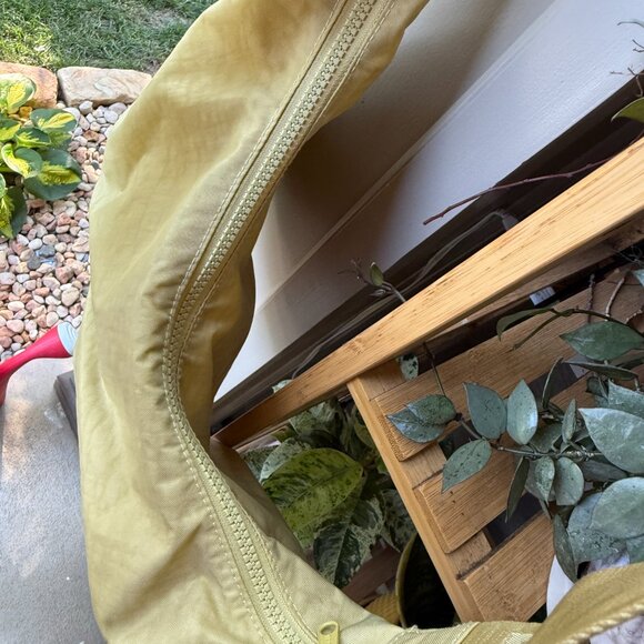 Baggu Medium Nylon Crescent Bag Butter - Picture 4 of 9